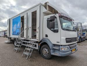 DAF FA LF55.180 4x2 Daycab 15T Euro4 Mobile Office / Camper / Workshop - Manual - Airco - Dhollandia Laadklep 1500KG - 150.000KM (V690)