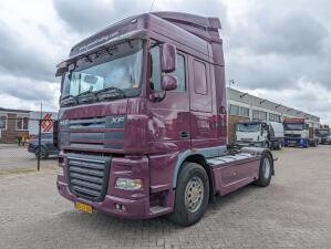 DAF FT XF105.410 4x2  Euro5 FT XF105.410 4x2 SpaceCab Euro5 - Side Skirts - Spare Wheel - Original Holland truck