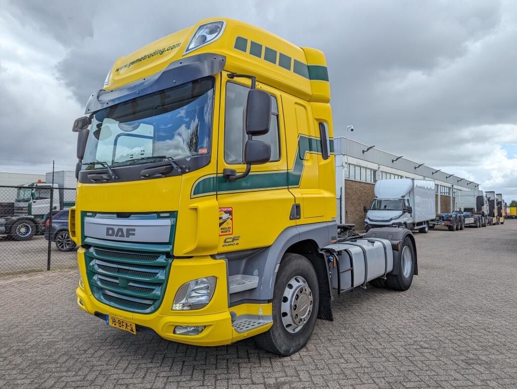 DAF FT CF400 4x2  Euro6 FT CF400 4x2 Spacecab Euro6 - (T1413) | Tractors | Standaard trekker