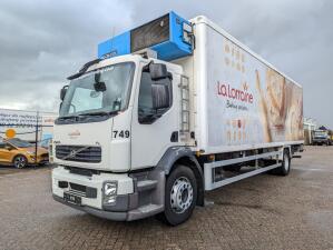 Volvo FL210 4x2 Daycab 18Ton Euro5 Manual transmission - Fridge-freezer 8.40M - Frigo Block - Tail lift 1500KG