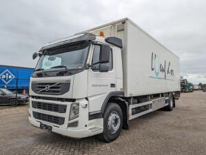 Volvo FM330 4x2 Daycab Euro5 KuikenBak 8.2m + Webasto Heater + Dhollandia 2000KG (V799)