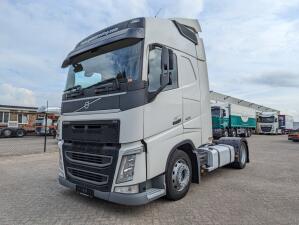 Volvo FH420 4x2  Euro6 FH420 4x2 Globetrotter Euro6 - XLOW / Mega - VEB+ - Double Tanks - Air Suspension (T1539)