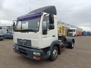 MAN LE 10.220 4x2 Dagcabine Euro3 - Handgeschakeld - Analoge Tachograaf - 195.000km