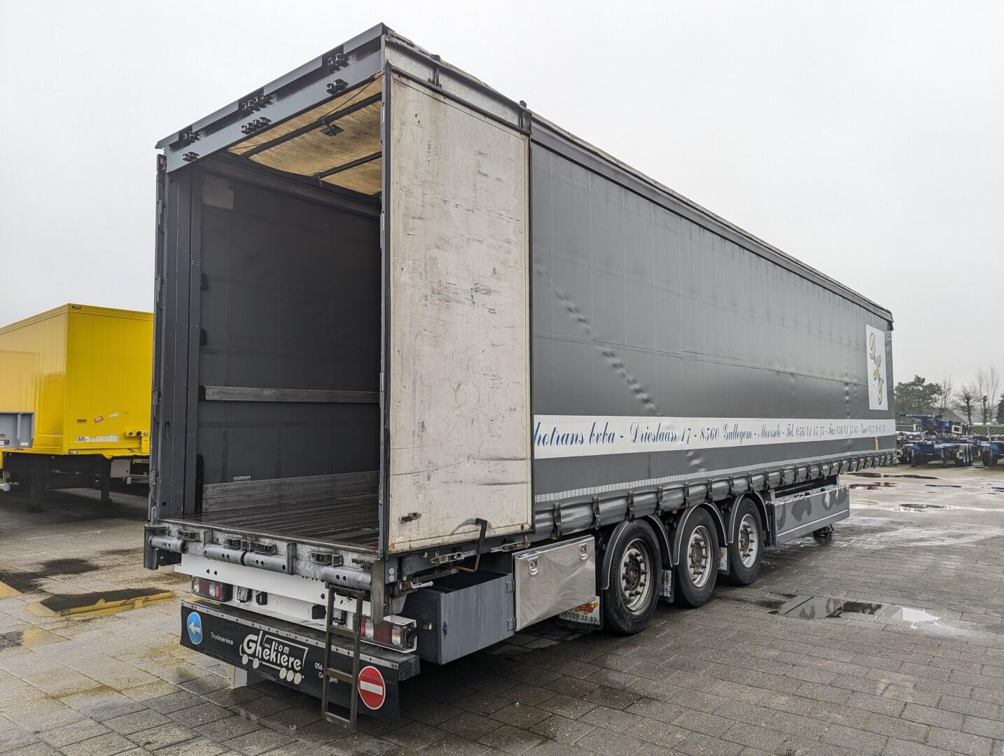 SYSTEM TRAILER TFS 18 3-Axles SAF  Stake Pots - HardWoodFloor - Galvanized - Sliding roof and Lifting roof - HeavyDuty - 11/2025APK | Trailers | Schuifzeilen