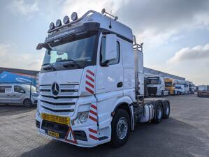 Mercedes-Benz Actros 3352 6x4 Bigspace Euro6 - Retarder -  277.000km - 120T - Naafreductie - Schuifschotel