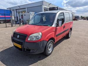 Fiat DOBLO 1.9 JTD Euro4 - Manual transmission - Tow bar