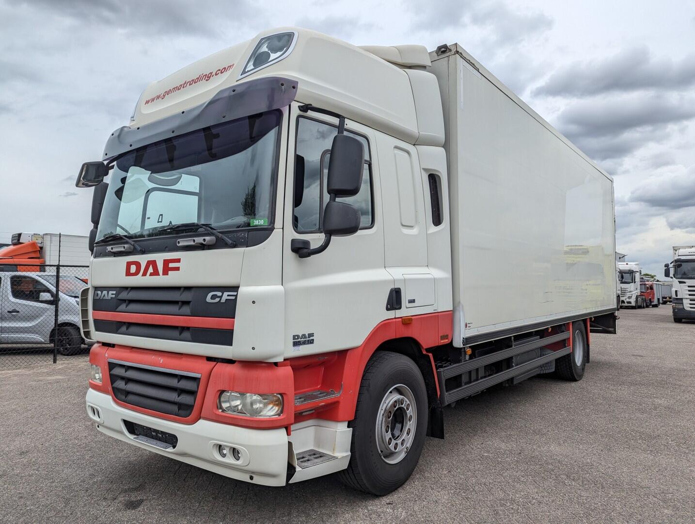 DAF CF85.410 4x2 Spacecab Euro5 - Insulated box 7.6m - Tail lift 1500kg - Spare wheel | Trucks | Gesloten bak