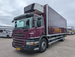 Scania P230 4x2 Daycab Euro5 - Fridge-Freezer Box 8.4m + Carrier Supra 950MT + Tail lift 2000kg