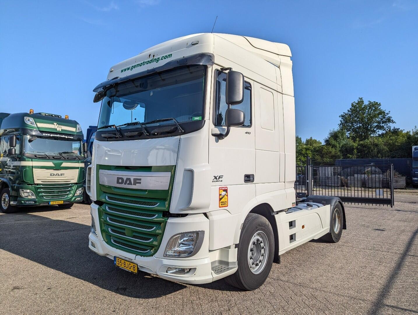 DAF XF 410 FT 4x2 Spacecab Euro6C - Dubbele Tanks - Groot Brandstoffilter - 03/2026 APK | Trekkers | Standaard trekker