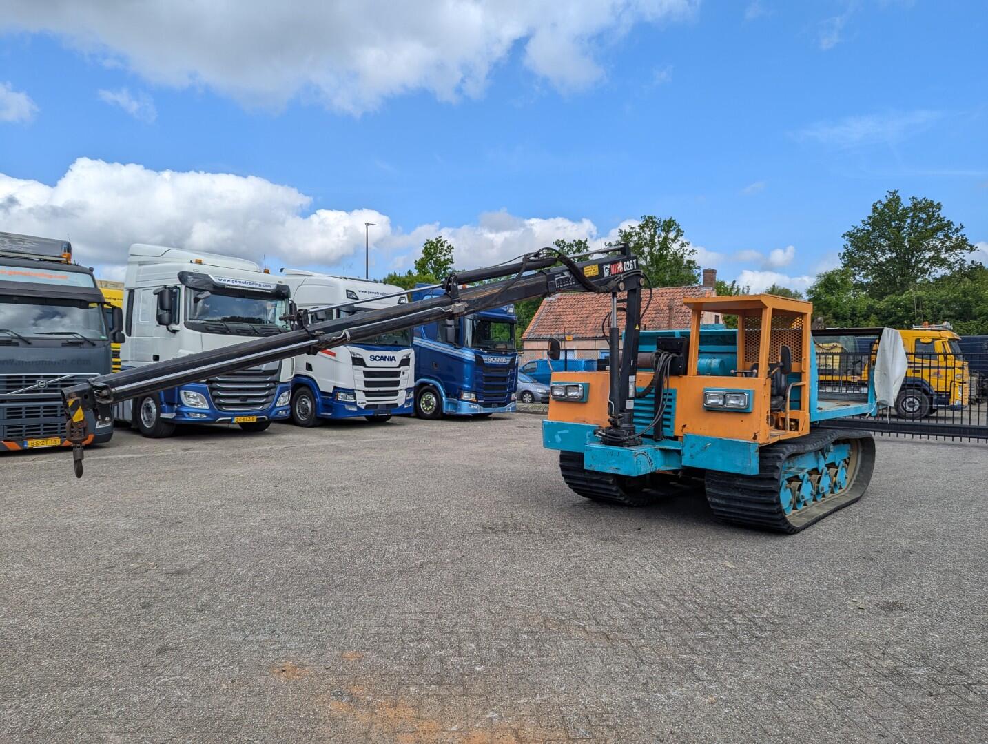Morooka MST-1100 Track dumper / Tool carrier - Flat tipper + Hiab 026 T3 Crane - Komatsu 6Cil | Machines | Dumper