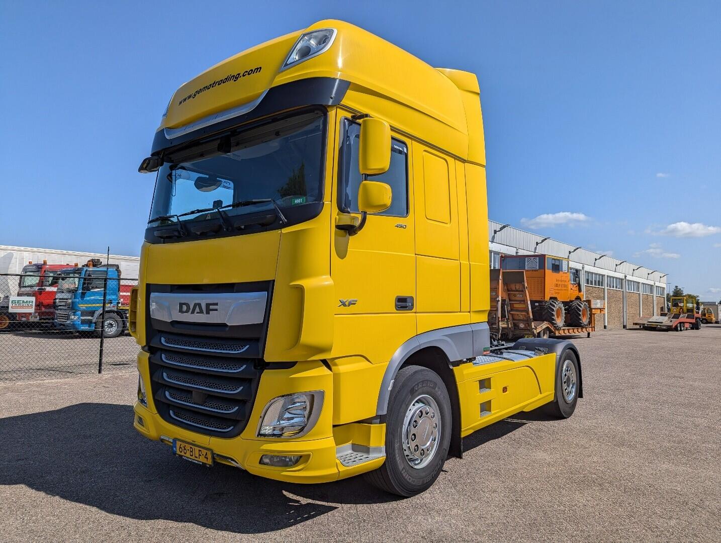 DAF XF 450 FT 4x2 SuperSpaceCab Euro6C - Retarder - Standairco - Dubbele Tanks - SMARTtachoV2 | Trekkers | Standaard trekker