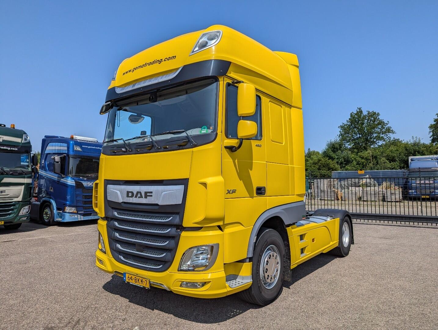 DAF XF 450 FT 4x2 SuperSpaceCab Euro6C - Retarder - Standairco - Dubbele Tanks - SMARTtachoV2 | Trekkers | Standaard trekker