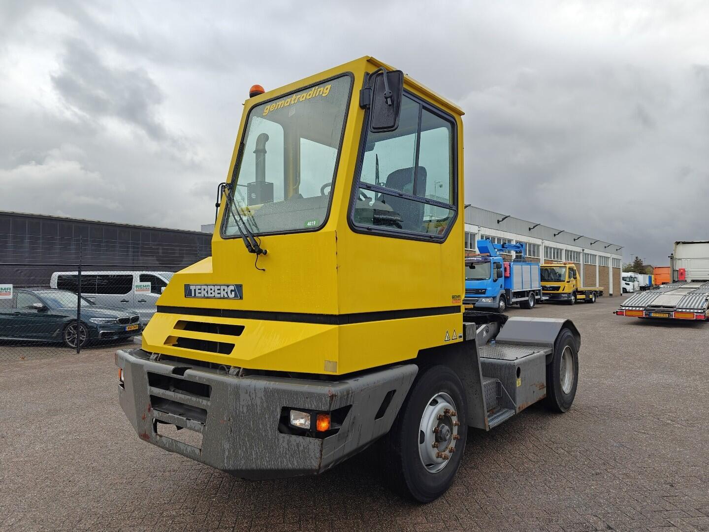 Terberg YT180 Schotel 25T - Naafreductie - Cummins - Landbouw Kenteken 40km/h | Trekkers | Terminal tractor