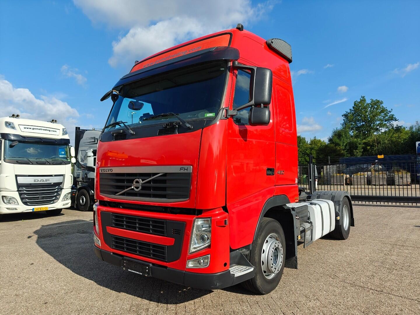 Volvo FH420 4x2 Globetrotter Euro5 - Hydrauliek - 340.000km Origineel! | Trekkers | Standaard trekker