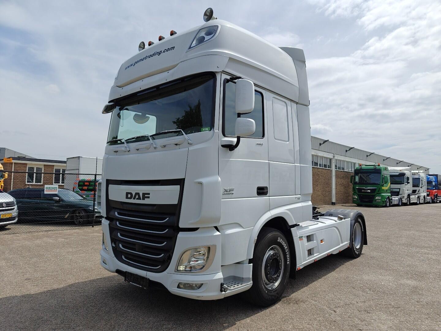 DAF XF 460 FT 4x2 SuperSpaceCab Euro6 - Retarder - Handgeschakeld - Dubbele Tanks - BelgiumTruck | Trekkers | Standaard trekker