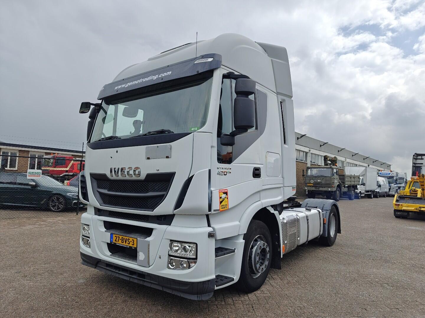Iveco Stralis 420 Hi-Way 4x2 Euro6A - Dubbele tanks - NL truck - 09/2025 APK | Trekkers | Standaard trekker