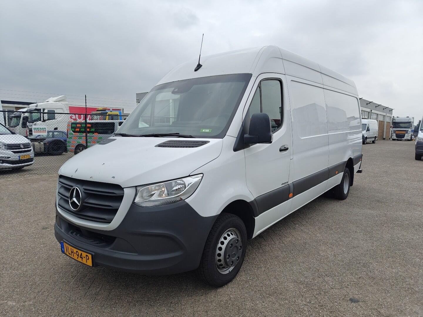 Mercedes-Benz Sprinter 514 CDI L3H2 - Euro6D - Automaat - 3.5T - Dubbellucht | Bussen en auto's | Bestelbus