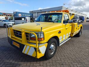 Ford F350 XLT 4x2 Century FI-7789-093T 3400KG +  Boom + Brill 3600KG - V8 - Handgeschakeld