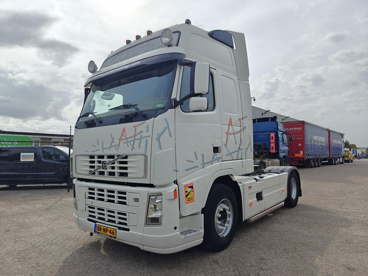 Volvo FH460 4x2 Globetrotter XL Euro3 - Dubbele Tanks - NL Truck | Trekkers | Standaard trekker