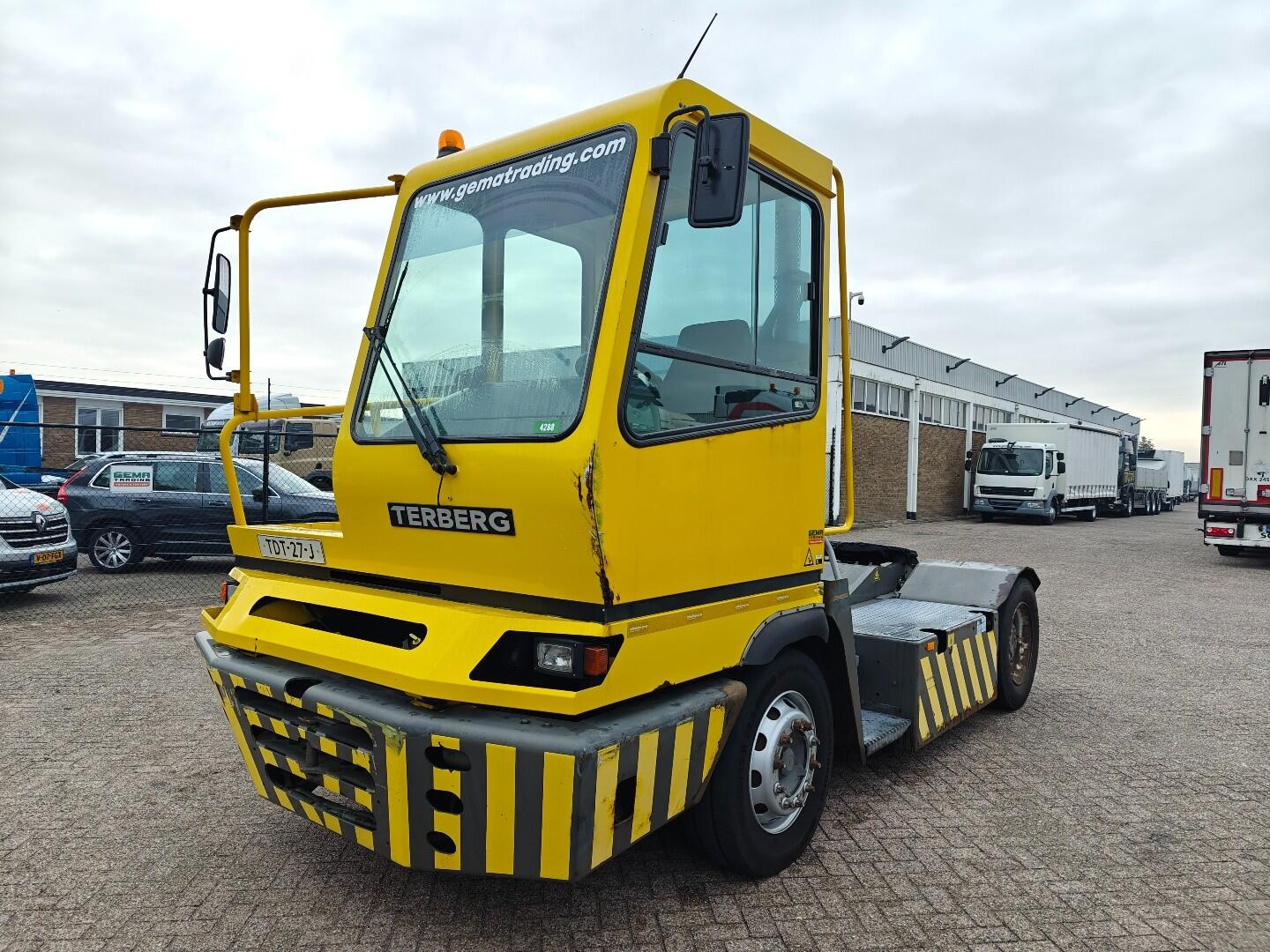 Terberg YT182 Allison - Schotel 30T - Naafreductie - Cummins - Landbouw Kenteken 40km/h | Machines | Terminal tractor