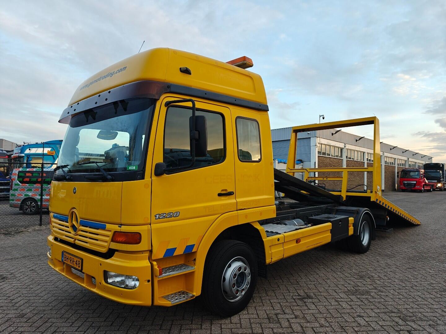 Mercedes-Benz ATEGO 1228 L 4x2 Dubbelcab Euro2 - 6CIL - Falkom FAL4000 + FAS2000 + Lier 3600kg - 254.000km! - 10/2026 APK | Vrachtwagens | Bergingswagen