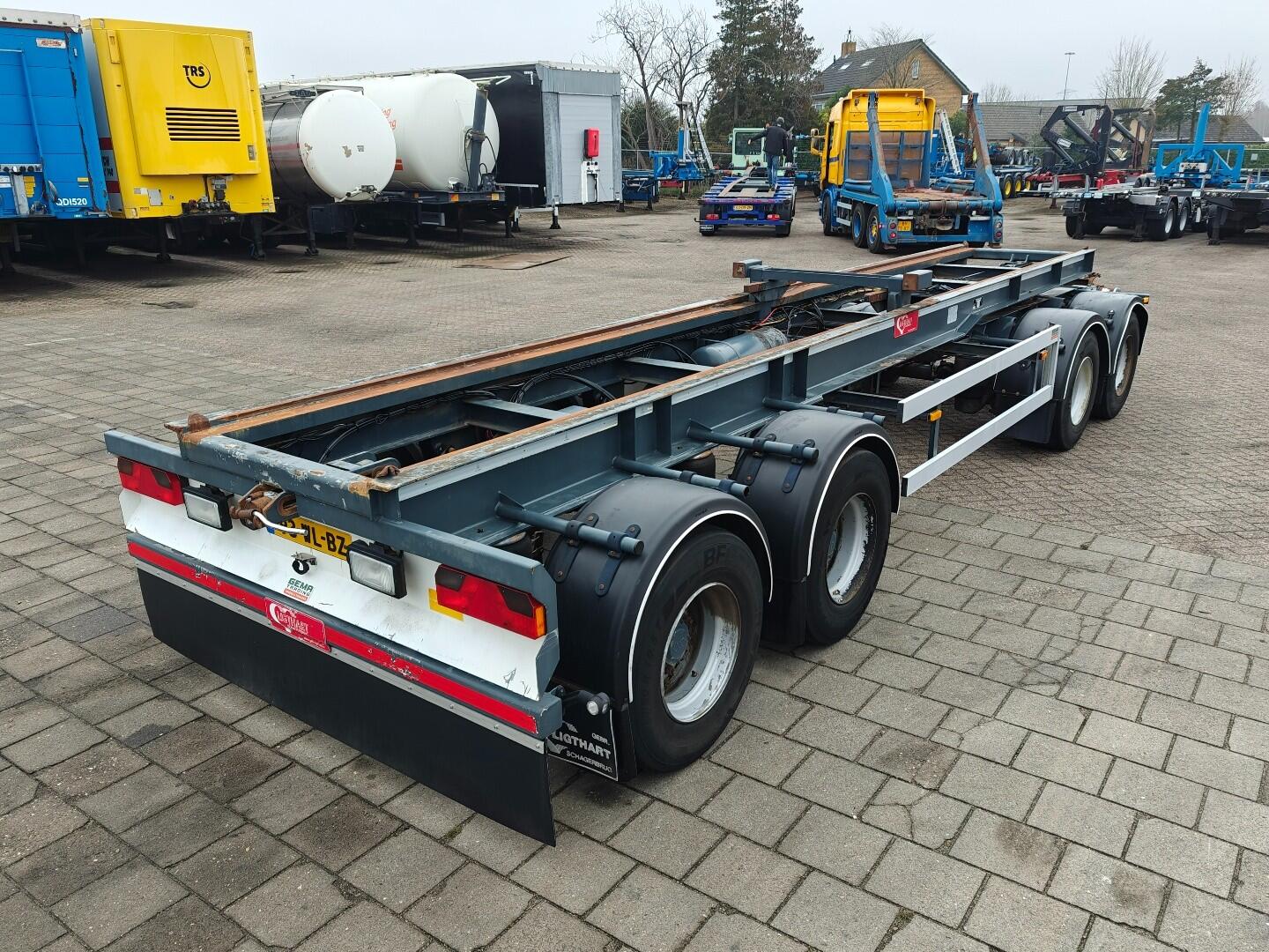 Ligthart 1616 CR 4-Assen ROR - ContainerSysteem 8.3m - Trommelremmen - Luchtvering - Centrale Smering | Aanhangers | Containertransport