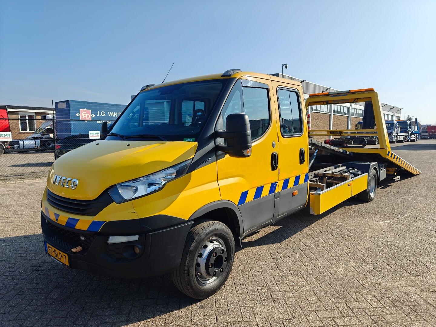 Iveco 70C18 4x2 DubbelCabine Euro6 - DigiCross IT11C1C24 + Bril 1500KG + Lier 4500KG - Aanhangwagenkoppeling | Vrachtwagens | Bergingswagen