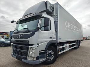 Volvo FM 330 6x2/4 Dagcab Euro6 - Koel-Vriesbak 9.8M - FrigoBlock - Laadklep 2000KG - Compartimenten