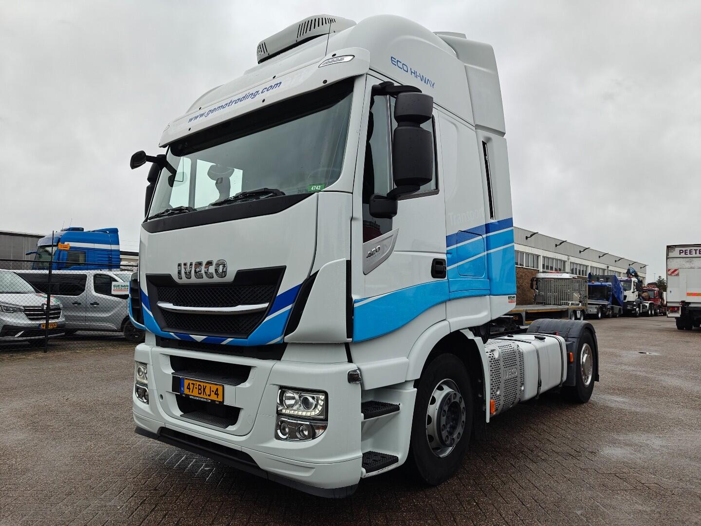 Iveco Stralis 420 AS440T/P  Euro6C - Dubbele Tank - Standairco - SmartTacho V2 - 09/2026 APK | Trekkers | Standaard trekker