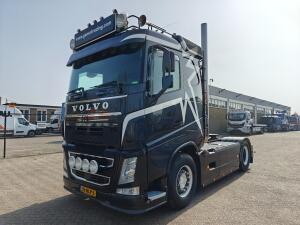 Volvo FH 460 Euro6C SlaapCabine - Dubbele Tank - SmartTacho V2 - ShowTruck - Special Interior - 02/2027 APK