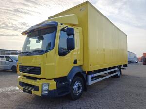 Volvo FL 240 4x2 DagCab Euro4 - 6Cil - 12T - GeslotenBak 7.7m + Laadklep 2000kg - Belgische Registratie