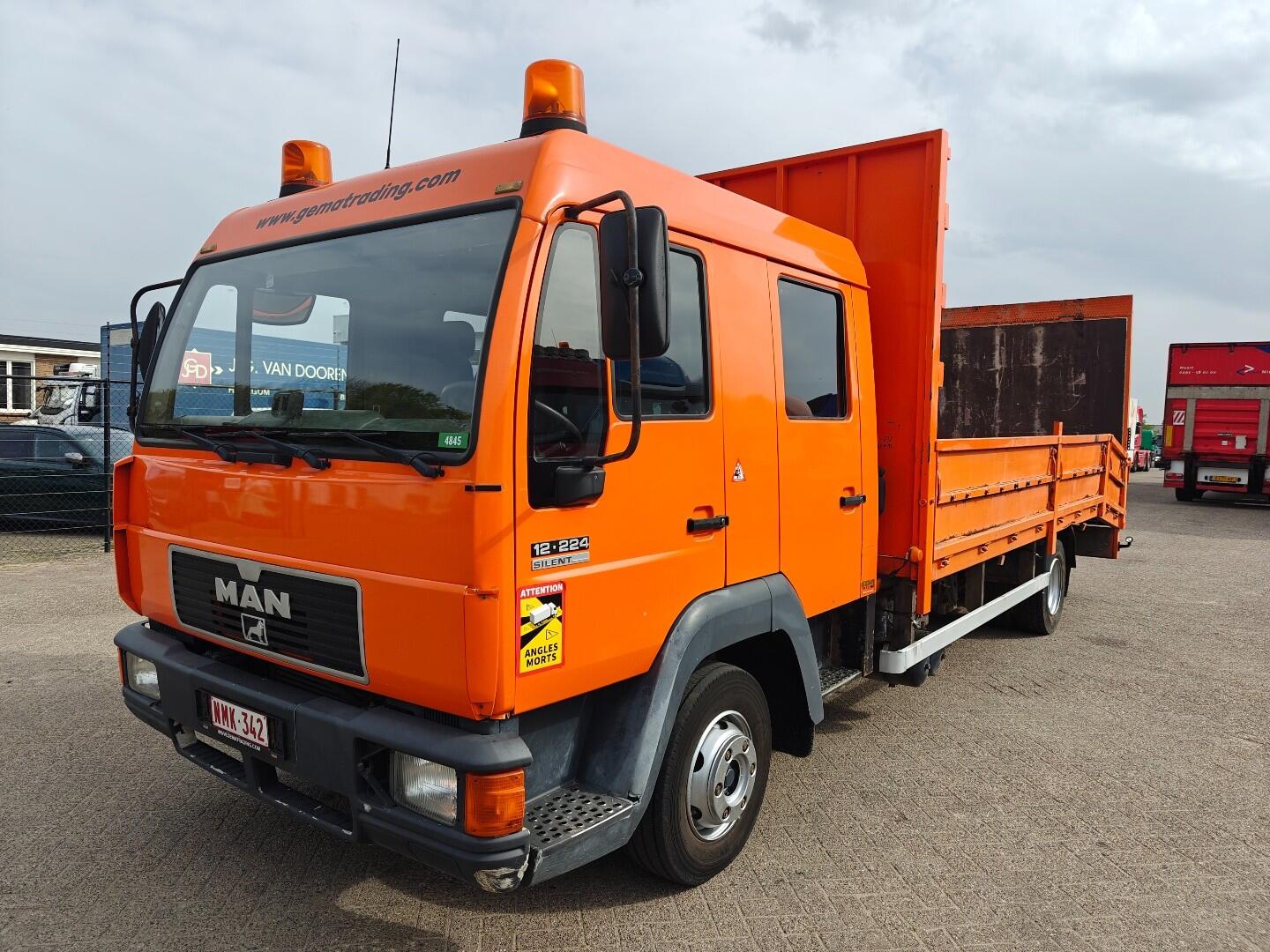 MAN 12.224 LC 4x2 DubbeleCabine (7Persoons) Euro0 - 5,65m OprijLaadbak + Hydraulische Ramp - 134.231km Origineel | Vrachtwagens | Autotransporter