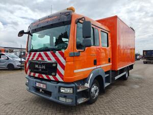 MAN TGL 10.180 4x2  DubbeleCab Euro5 - 4,3m AluBox - Full Steel - DOKA 6 ZitPlaatsen - HandGeschakeld