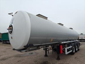 Magyar CM-2B-01 28000L Chemie/AGRO GeisoleerdTank - RVS- 1 Compartiment - Alcoa - 5480KG - 3Assen SAF schijf