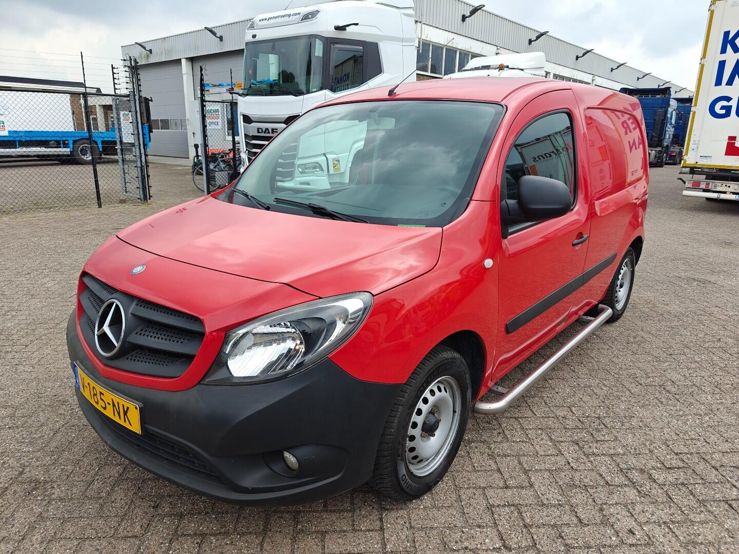 Mercedes-Benz CITAN L1H1 4x2 Euro6X - HandGeschakeld - 2 Zitplaatsen - NAP! - Airco | Bussen en auto's | Bestelauto