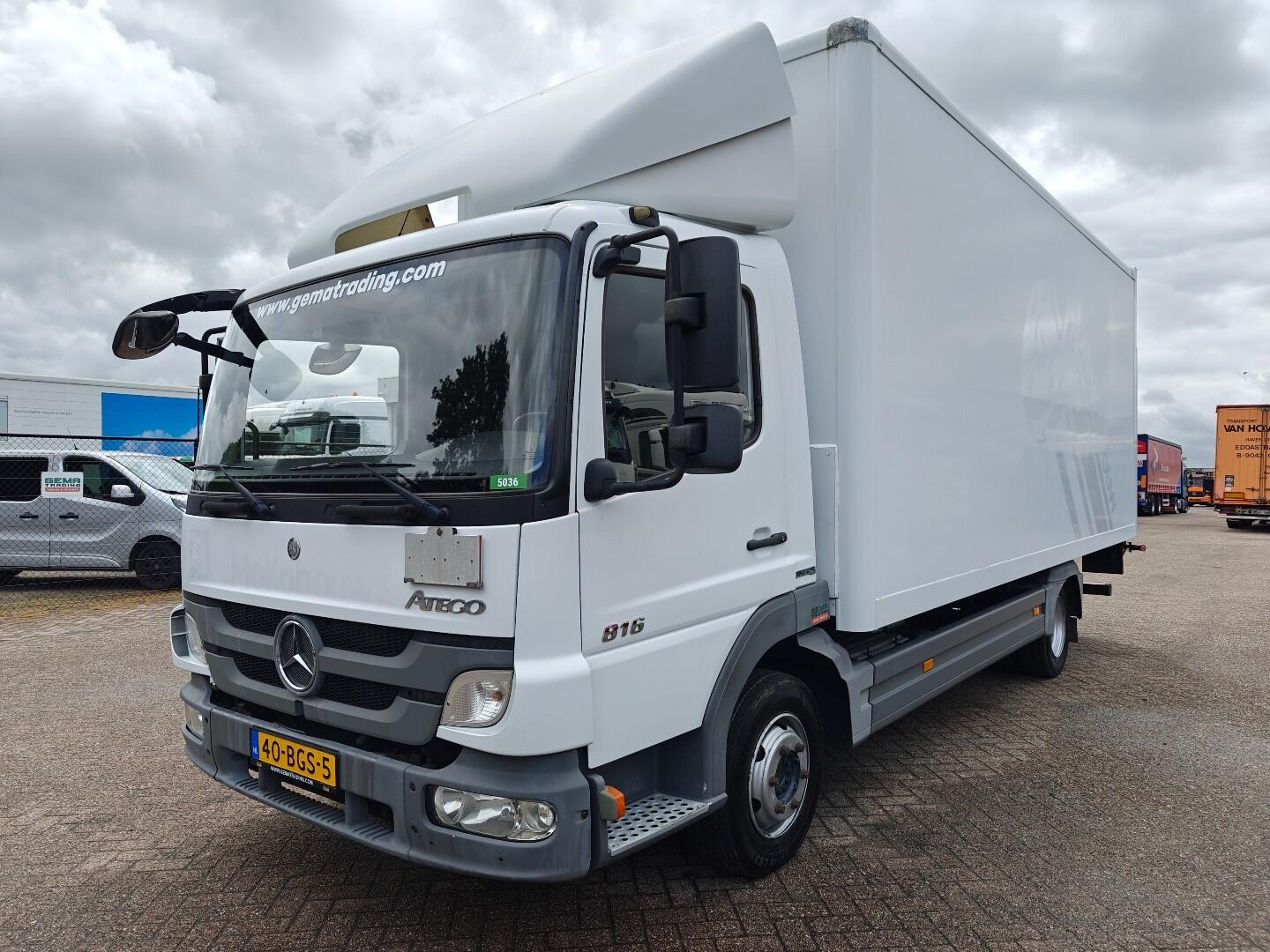 Mercedes-Benz ATEGO 816 4x2 DagCabine Euro5 - GeslotenLaadbak 6m + 1000KG LaadKlep - 290.000km - HandGeschakeld | Vrachtwagens | Gesloten bak