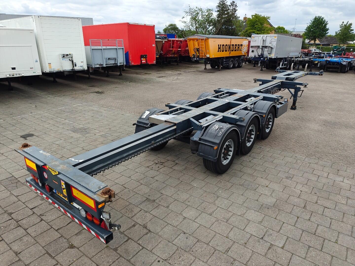 Broshuis MFCC-HD Alle Soorten Containers - Midden/Achterschuiver - LiftAs - SAF Assen Schijfrem - 10/2026 APK | Trailers | Containertransport