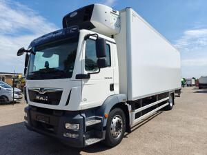 MAN TGM 18.250 4x2 DayCab Euro6C - Lamberet 8.0m Refrigerated/Freezer Box + Carrier Supra1250MT + Dhollandia 2000KG - Side Doors - Belgian Registration
