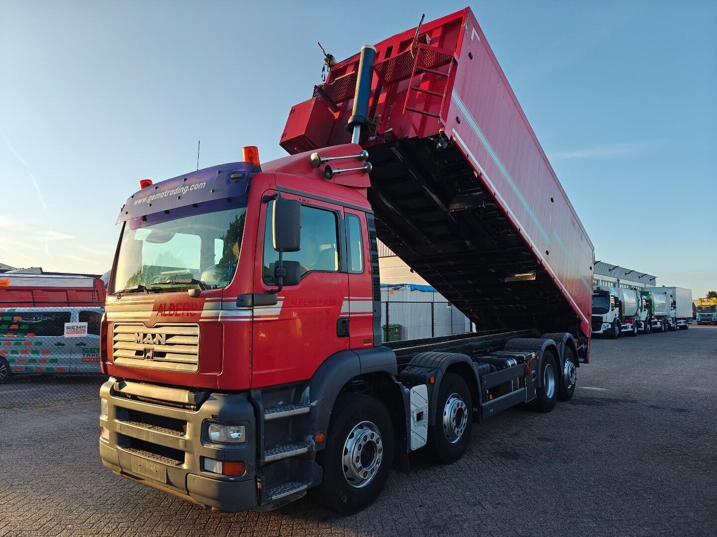 MAN TGA 35.410 8x2/4 DagCabine Euro3 - AluKipper 33,4 m³ - HandGeschakeld - AfdekZeil - Belgische Registratie | Vrachtwagens | Kipper