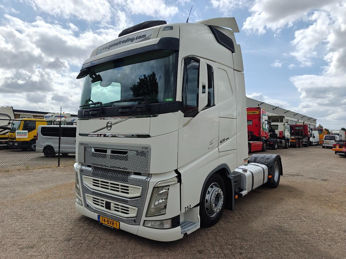 Volvo FH 420 4X2 GlobeTrotter Euro 6B - LowLiner - VEB+ - SmartTacho V2 - Vollucht - StandAirco | Trekkers | Volumetrekker
