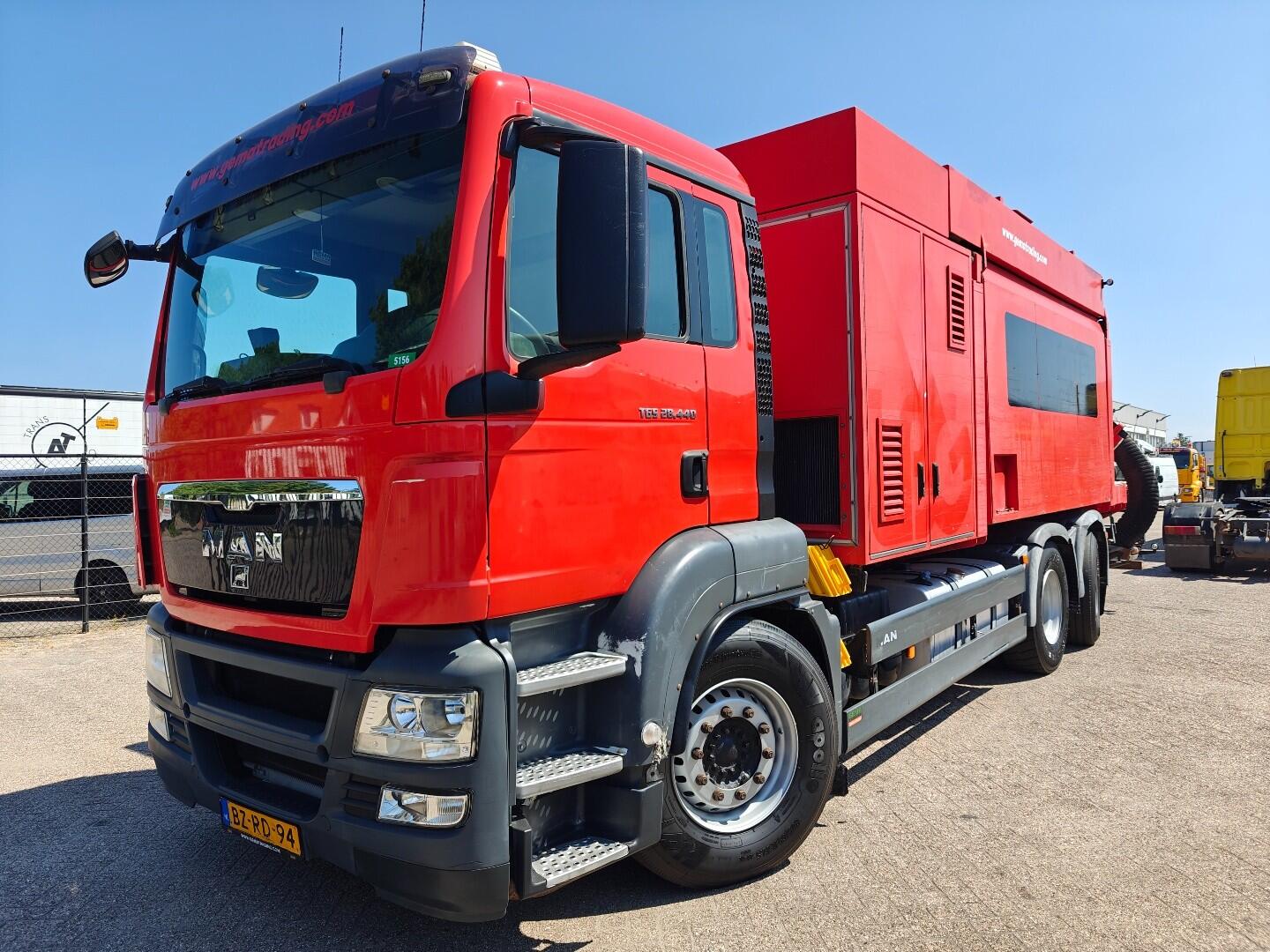 MAN TGS 28.440 6X2-4 BL DagCabine Euro5 - RSP 2 Turbine - SaugBagger 8m3 - Hydrostatisch Rijden - GrondZuiger | Vrachtwagens | Kolkenzuiger