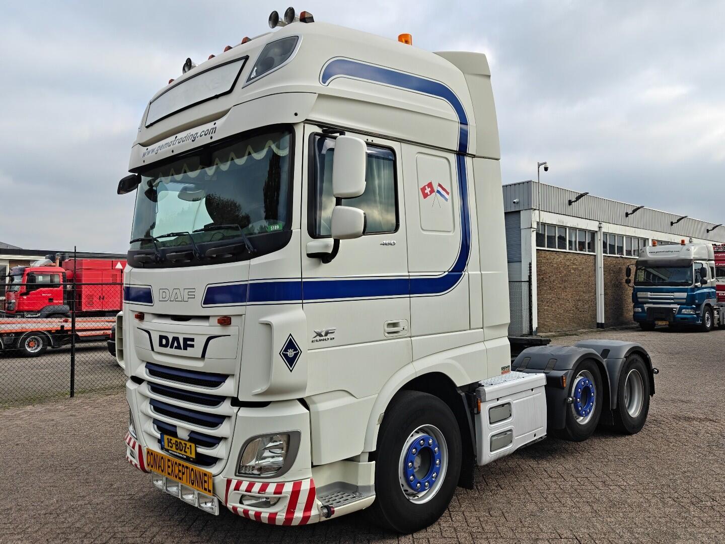 DAF XF 460 FTG 6x2/4 SuperSpaceCab Euro6A - Special Interior - Retarder | Trekkers | Standaard trekker
