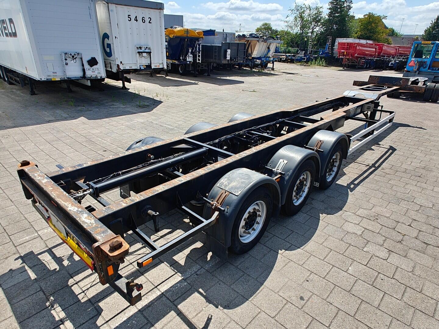 Renders RMOC 12 27CC 40/45FT - AchterSchuiver - 5140KG - MercedesAssen Schijfrem | Trailers | Containertransport