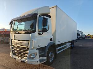 DAF CF 290 FA 4x2 DagCab Euro6A - AluTeam Box 7.8m + 2000KG LaadKlep - SmartTacho V2 - Zijdeur