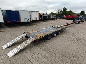 Nooteboom MC 04803VL 12,6 Meter Uitschuifbaar - Laagbed 86 CM -  3 BPW StuurAssen Hydraulisch - TwistLocks - 25 CM Verbreedbaar - 05/2027 APK