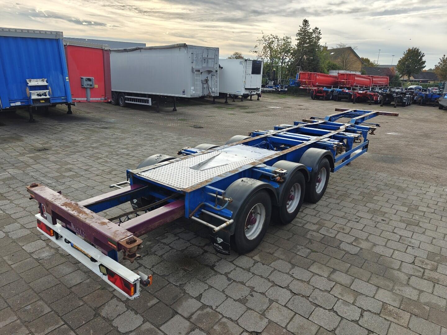 Burg BPO 12 27 CZXHX BX 20/30/40FT Vast - BPW Assen - ADR - Trommelremmen - DripTray | Trailers | Containertransport