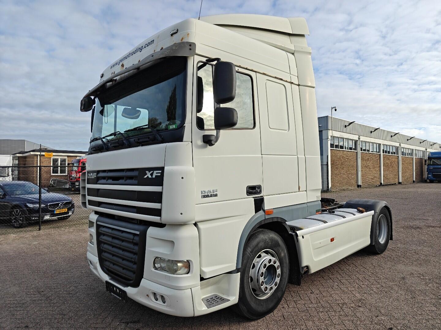 DAF XF 105.510 4x2 SpaceCab Euro5  - SideSkirts - Airco - Automaat - 03/2027 APK | Trekkers | Standaard trekker