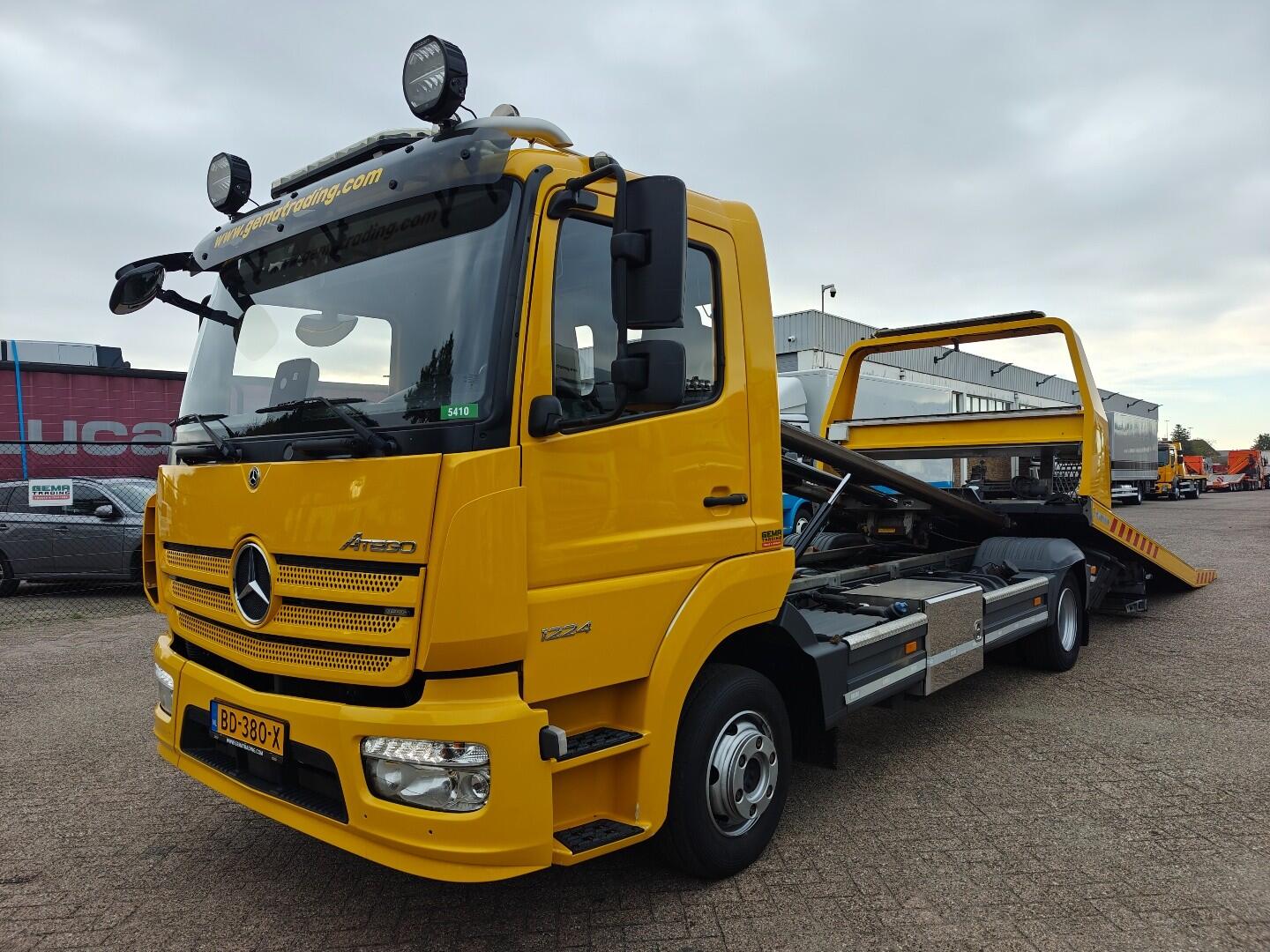 Mercedes-Benz Atego 1224 4x2 Dagcabine (3 pl) Euro6 - Jige Simplex 5T + Dubbele lier + Bril 3000kg - 05/2027 APK | Vrachtwagens | Bergingswagen