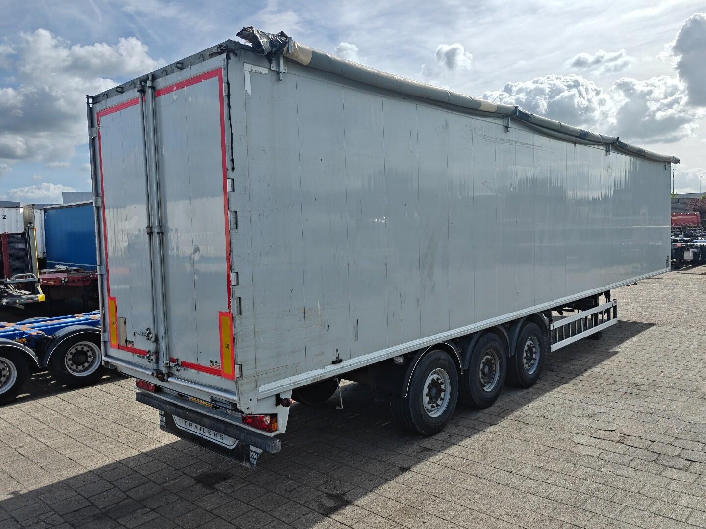 Knapen K100 92m³ - Walkingfloor - GegalvaniseerdChassis - 10mmVloer - Afstandsbediening - Valx SchijfRemmen | Trailers | Walking floor