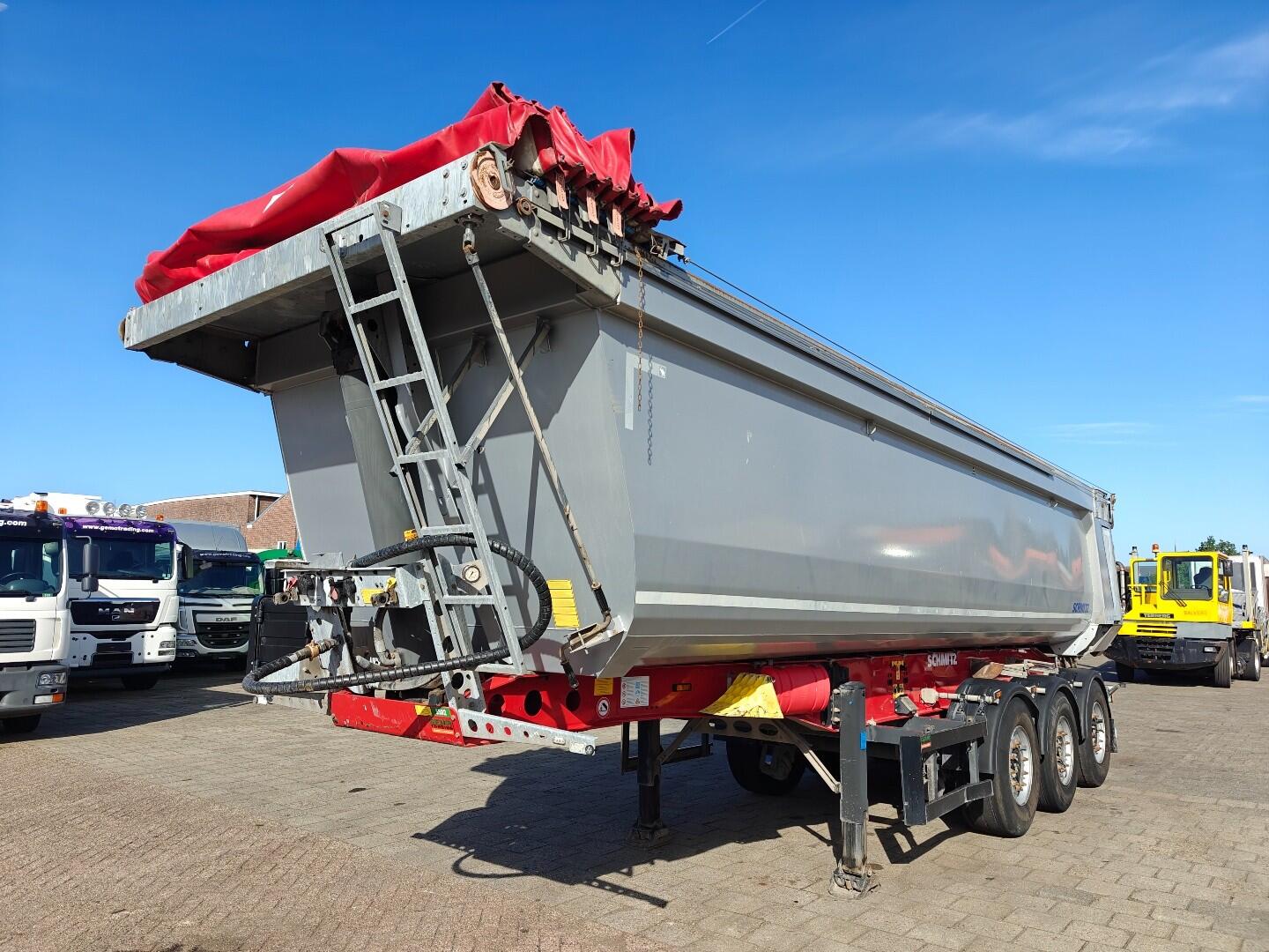 Schmitz Cargobull N/A 34m³ - Alu Chassis - HardoxStaal Kipper - Schmitz SchijfRemmen - LiftAs - BandenDrukSysteem - 8910KG | Trailers | Kipper